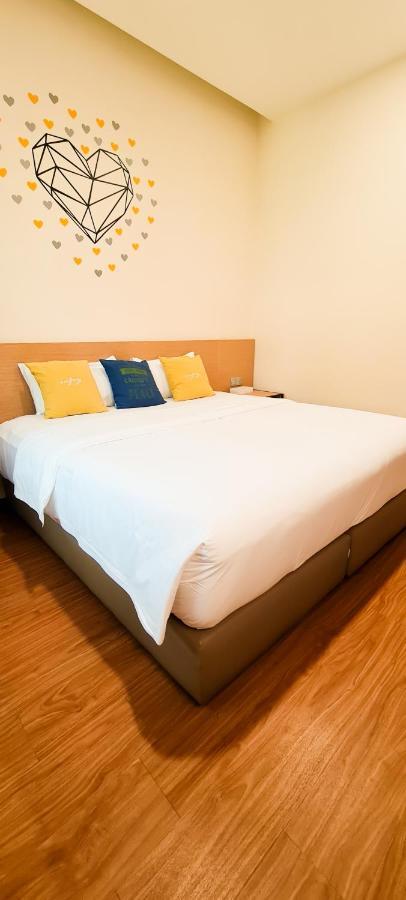 קוטה קינבלו Qlio Hotel מראה חיצוני תמונה
