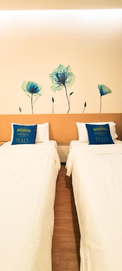 קוטה קינבלו Qlio Hotel מראה חיצוני תמונה